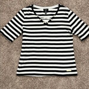 Jones New York Black and White Short Sleeve Striped Tee